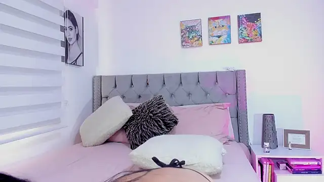 Sara Leblanc online show from 01.20.25