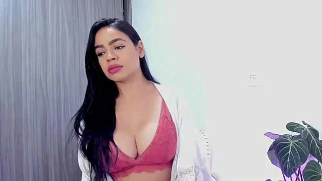 Sara Leblanc online show from 02.25.25