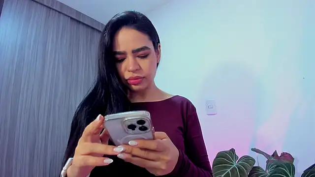 Sara Leblanc online show from 11.21.25