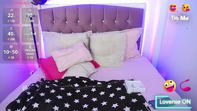 mia collens online show from 02.13.25