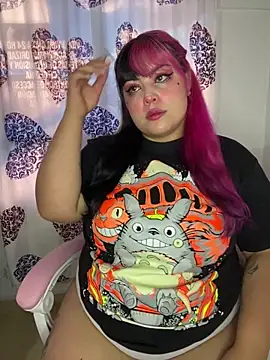 Snapshot of Pinky-Flower chatting on 01.14.25 Pinky-Flower online show from 01.14.25