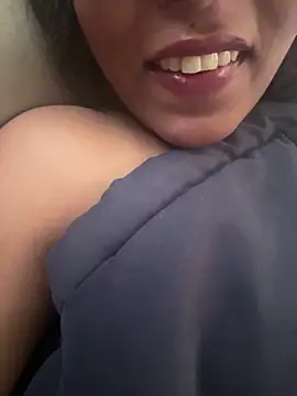 priyadevi17 online show from 02.21.25