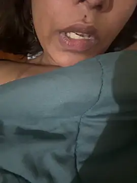 priyadevi17 online show from 03.01.25