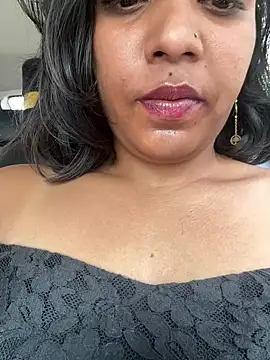 priyadevi17 online show from 03.05.25