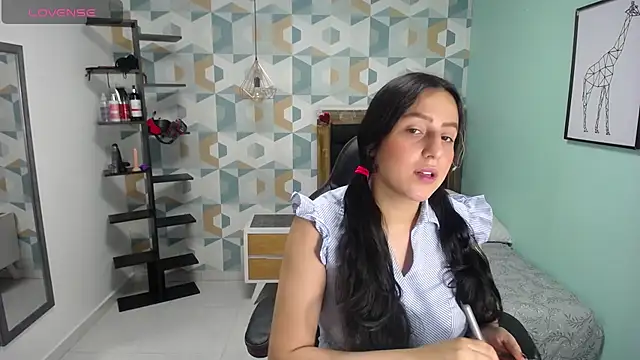 ARYAMORGAN1 online show from 03.21.25