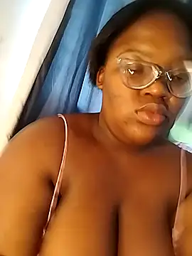 Snapshot of Damm_Bobbies chatting on 02.11.25 Damm Bobbies online show from 02.11.25