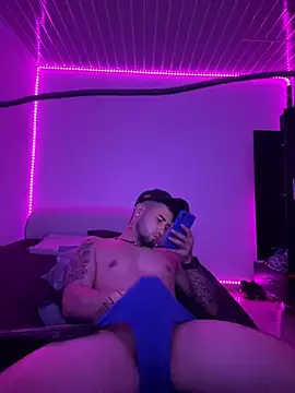 miia-liiam online show from 01.16.25