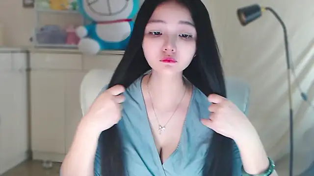 xiao-xiao-D online show from 01.12.25