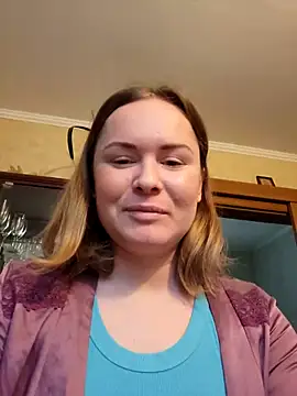 Snapshot of _Miss_Vanilla_ chatting on 03.18.25 Miss Vanilla online show from 03.18.25