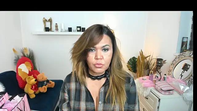 Aileen Stone online show from 02.15.25