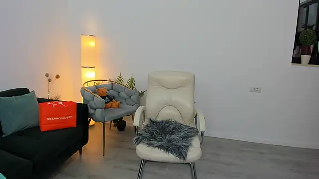 Aileen Stone online show from 10.30.25