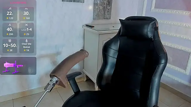 Snapshot of Lily_Martinez chatting on 09.17.25 Lily Martinez online show from 09.17.25