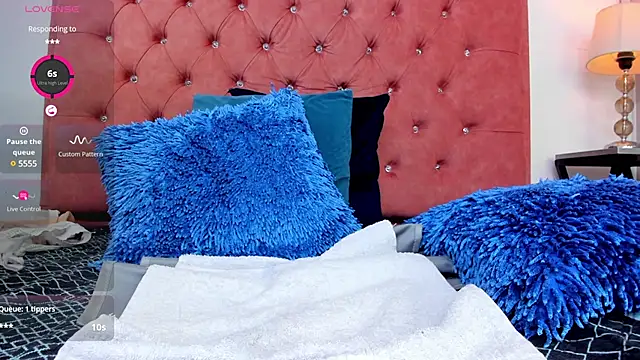 Snapshot of Samantha_Good chatting on 03.14.25 Samantha Good online show from 03.14.25