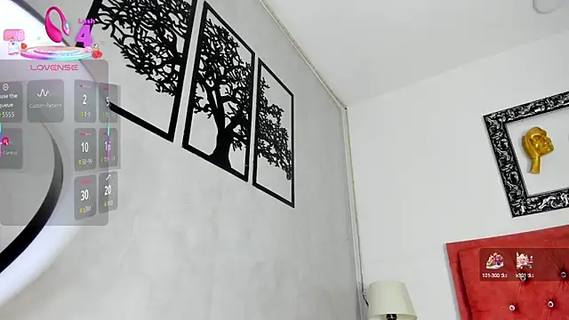 Snapshot of Samantha_Good chatting on 09.10.25 Samantha Good online show from 09.10.25