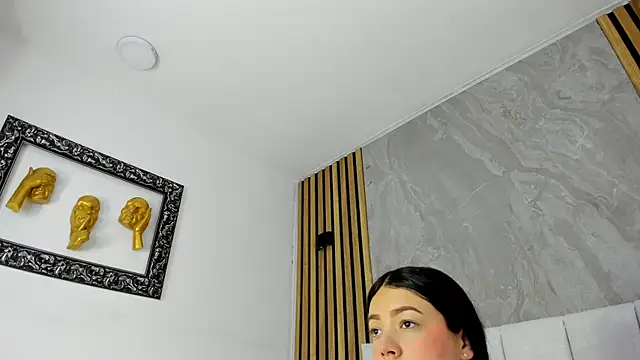 Snapshot of Samantha_Good chatting on 10.31.25 Samantha Good online show from 10.31.25