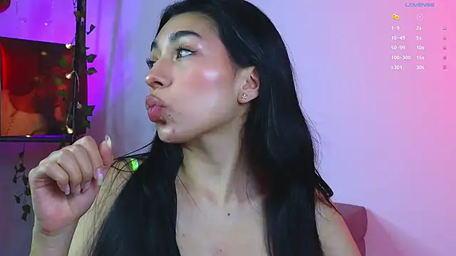 Snapshot of Sweet_Nyx chatting on 12.22.24 Sweet Nyx online show from 12.22.24