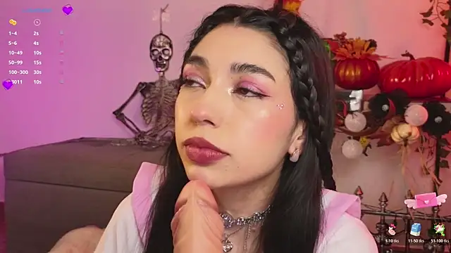 Snapshot of Sweet_Nyx chatting on 10.19.25 Sweet Nyx online show from 10.19.25