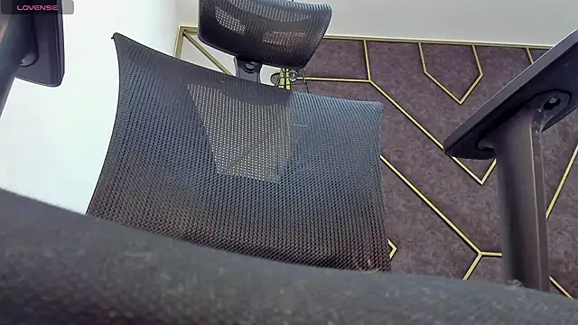 AbrilSonne online show from 01.04.25