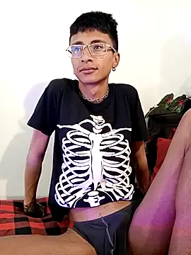 Snapshot of codysmith chatting on 03.04.25 codysmith online show from 03.04.25