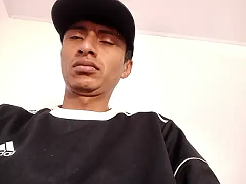 Snapshot of codysmith chatting on 10.31.25 codysmith online show from 10.31.25