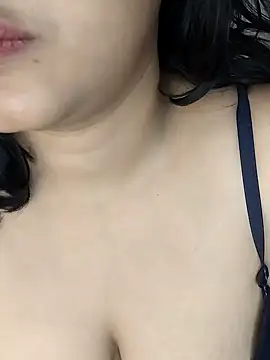 Snapshot of Riya_Stream01 chatting on 01.16.25 Riya Stream01 online show from 01.16.25