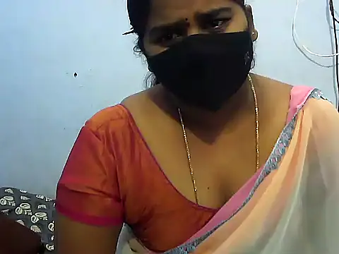 Snapshot of telugu_indhu_0001 chatting on 11.04.25 telugu indhu 0001 online show from 11.04.25