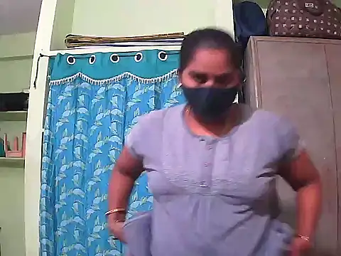 Snapshot of telugu_indhu_0001 chatting on 11.16.25 telugu indhu 0001 online show from 11.16.25