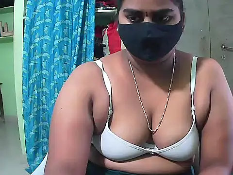 Snapshot of telugu_indhu_0001 chatting on 11.21.25 telugu indhu 0001 online show from 11.21.25