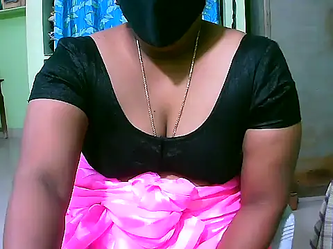 Snapshot of telugu_indhu_0001 chatting on 11.29.25 telugu indhu 0001 online show from 11.29.25