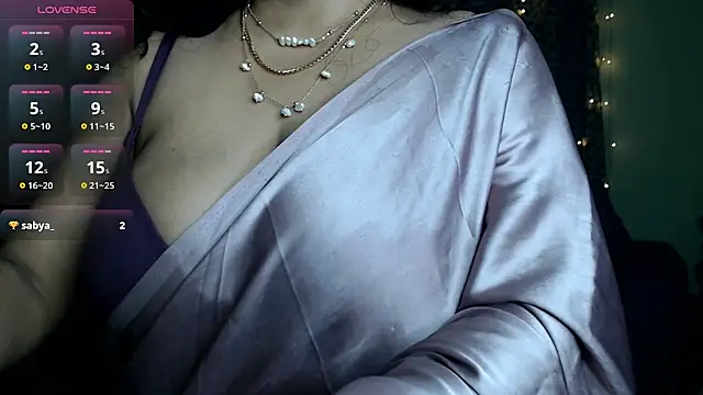 hot menka online show from 10.19.25