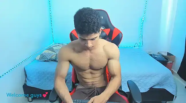 oliver thompsson7 online show from 01.15.25