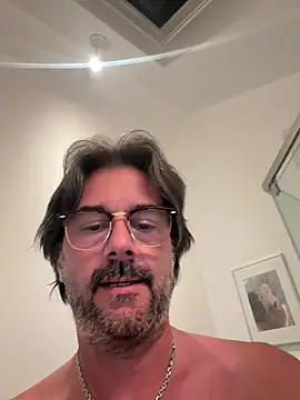 Johnny Bottoms online show from 07.01.26