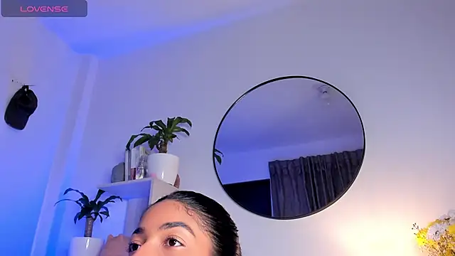 martina roldam online show from 01.23.25