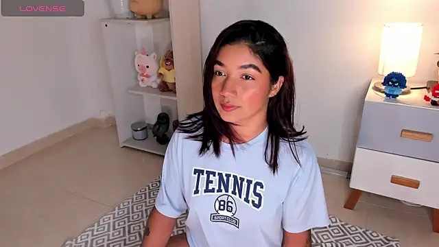 martina roldam online show from 02.12.25