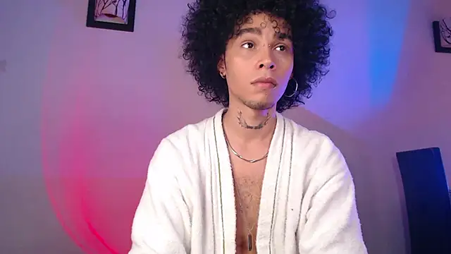 Snapshot of seven7xis chatting on 01.27.25 seven7xis online show from 01.27.25