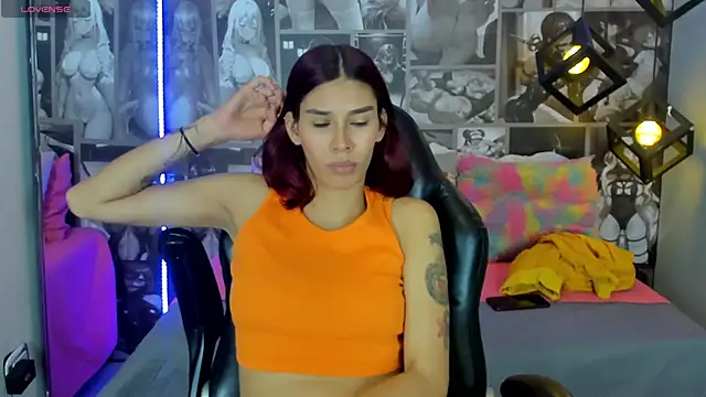 Nicole Angels  online show from 12.31.24