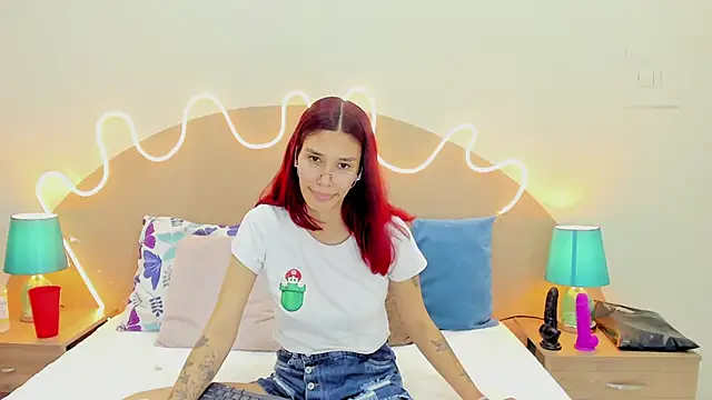 Nicole Angels  online show from 03.22.25