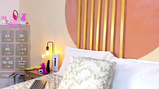 Nicole Angels  online show from 11.07.25