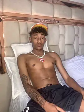 Snapshot of Boy_cock18 chatting on 01.30.25 Boy cock18 online show from 01.30.25