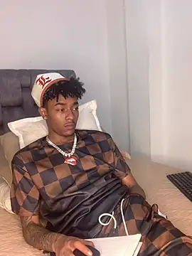 Snapshot of Boy_cock18 chatting on 03.09.25 Boy cock18 online show from 03.09.25