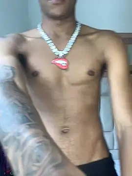 Snapshot of Boy_cock18 chatting on 03.14.25 Boy cock18 online show from 03.14.25