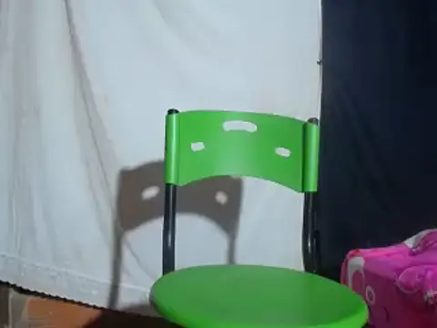 Snapshot of Bernadettee_2111 chatting on 12.21.24 Bernadettee 2111 online show from 12.21.24