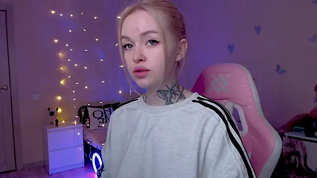 Naughty Mable online show from 04.03.26