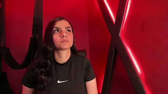 Snapshot of Abril_jones10 chatting on 02.15.25 Abril jones10 online show from 02.15.25