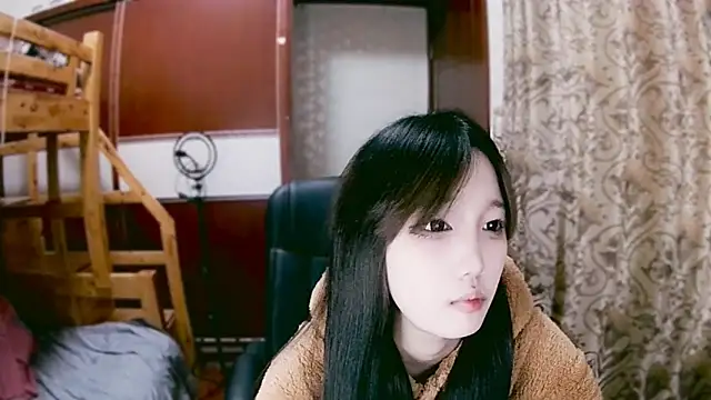 lulu-2002 online show from 01.06.25