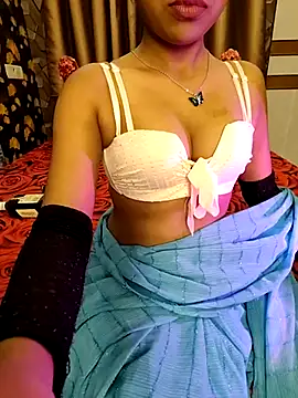 Little  Lia online show from 02.23.25