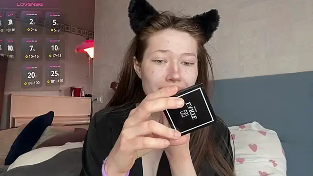 eva varnerr online show from 04.05.26