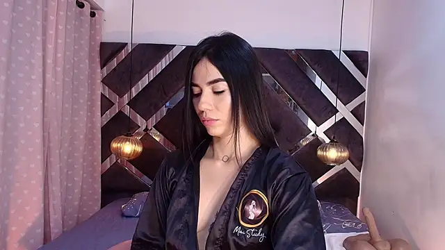 Snapshot of sam_lewins chatting on 02.22.25 sam lewins online show from 02.22.25