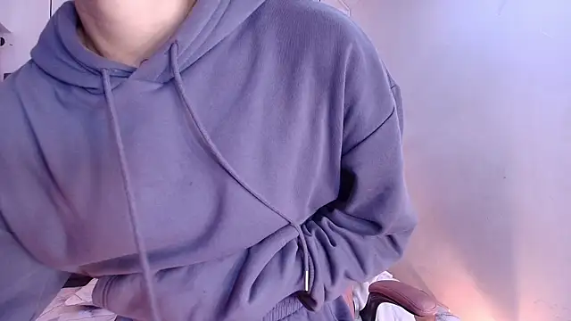 Snapshot of sam_lewins chatting on 02.25.25 sam lewins online show from 02.25.25