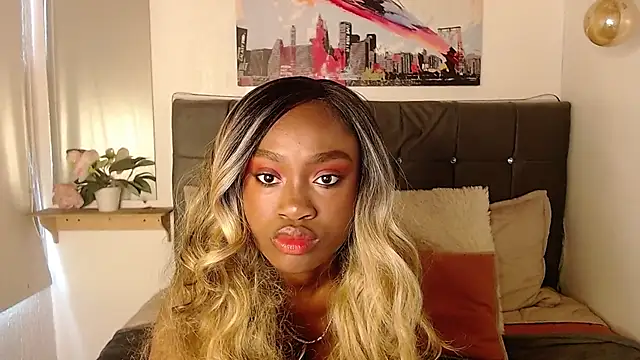 nikkystorm1  online show from 03.04.25